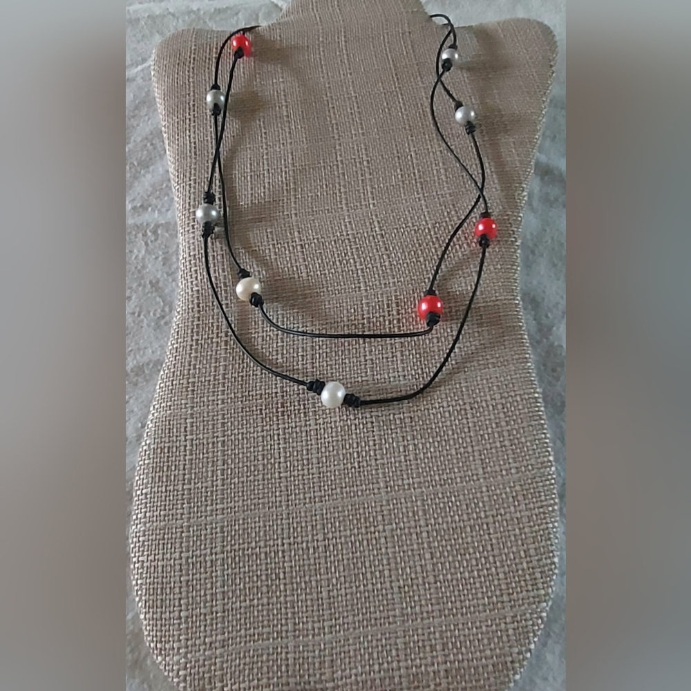 Handmade Red, Silver & White 12 Pearl & Black Leather Necklace